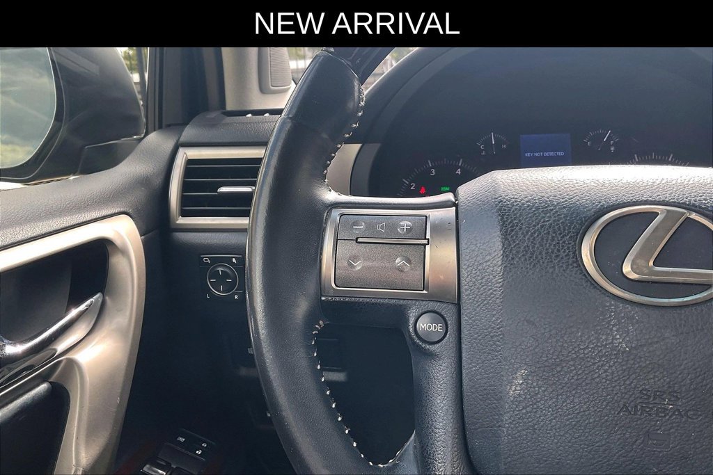 Used 2015 Lexus GX 460 w/ Premium Package AWD/4WD image 16