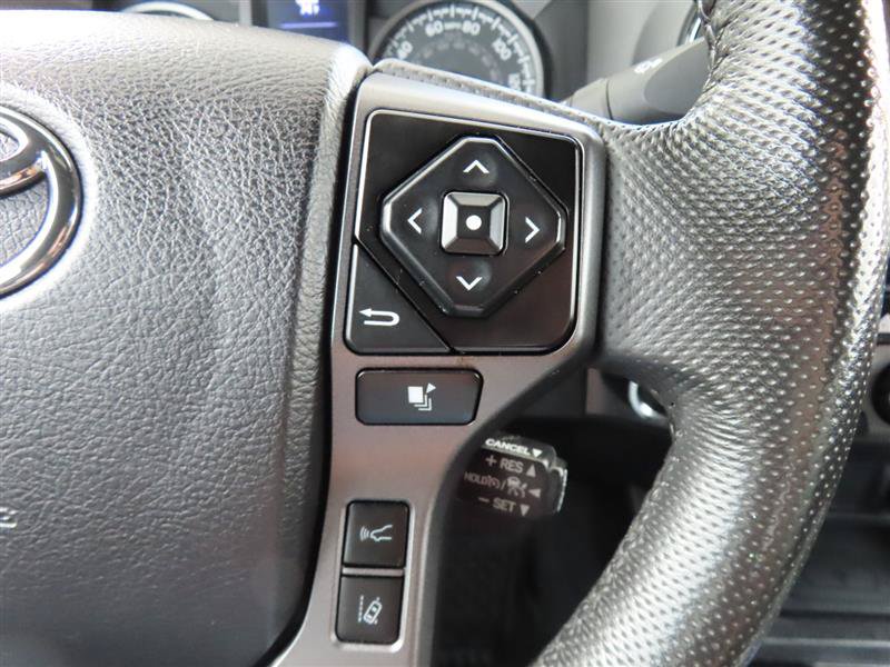 Used 2021 Toyota Tacoma TRD Sport AWD/4WD image 17
