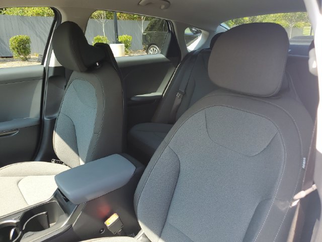 New 2026 Kia K4 FWD image 25