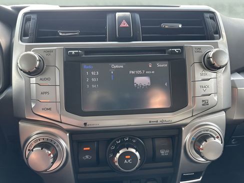 Used 2016 Toyota 4Runner SR5 image 17