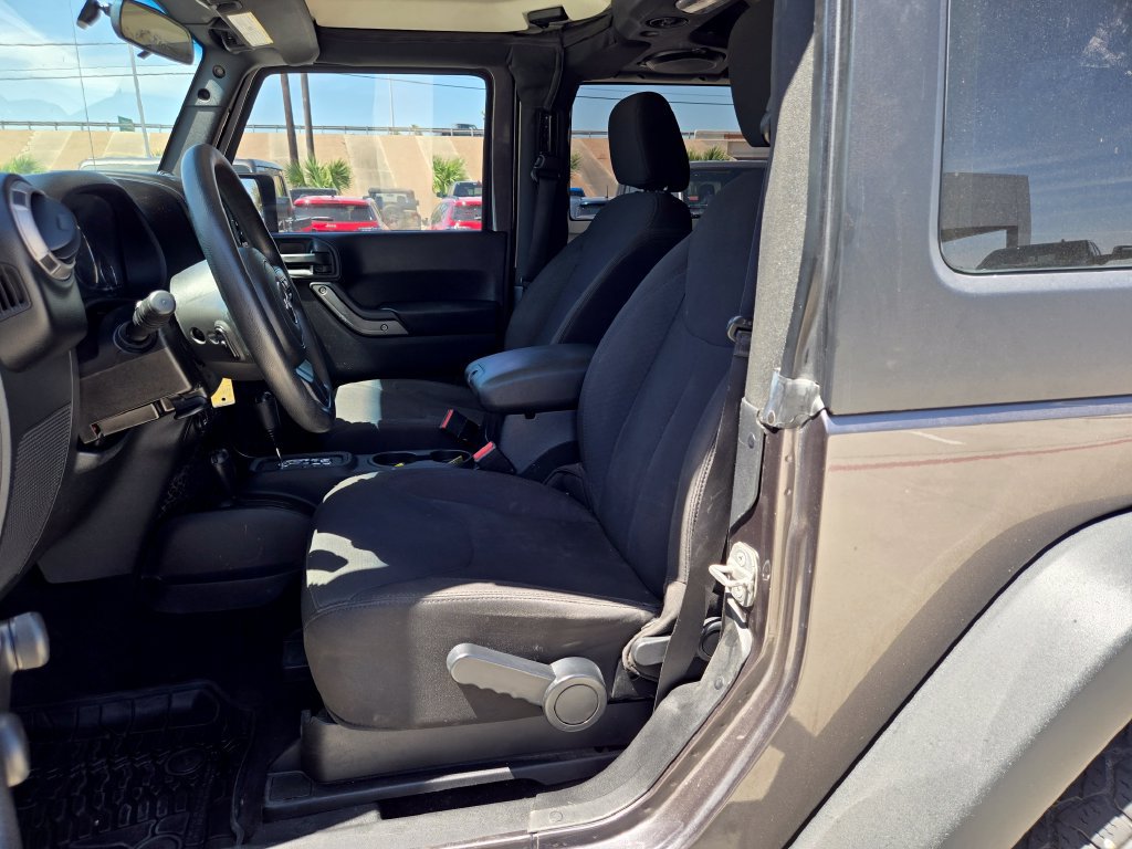 Used 2014 Jeep Wrangler Sport AWD/4WD image 9