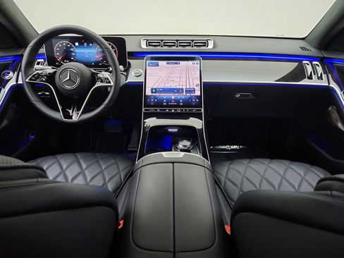 Certified 2023 Mercedes-Benz S 500 4MATIC image 17