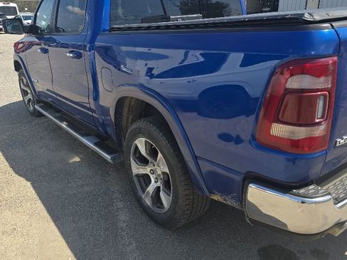Used 2019 RAM 1500 Laramie AWD/4WD image 2