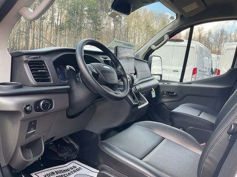 New 2026 Ford Transit 250 Low Roof RWD image 13