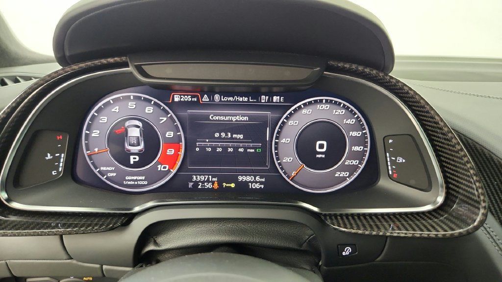 Used 2018 Audi R8 V10 RWD image 21