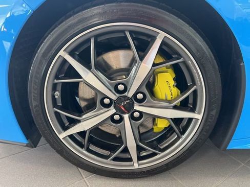 Used 2023 Chevrolet Corvette Stingray Premium Cpe w/ Z51 Performance Package image 4