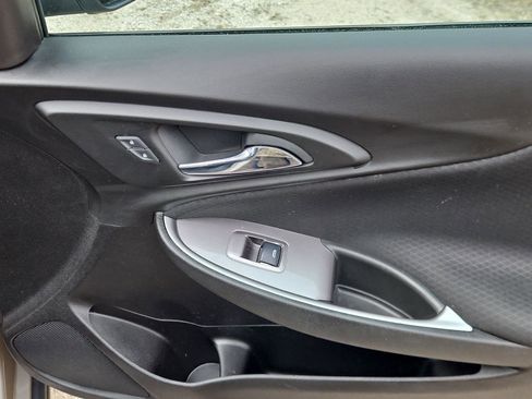 Used 2022 Chevrolet Malibu LT image 25