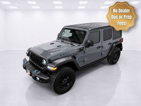 Used 2024 Jeep Wrangler Unlimited AWD/4WD image 3