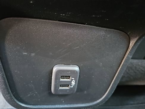 Certified 2023 Chevrolet Equinox RS image 24