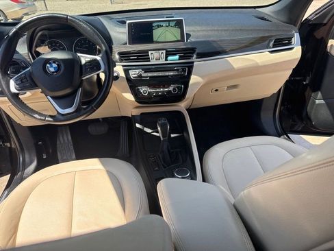 Used 2018 BMW X1 xDrive28i AWD/4WD image 17