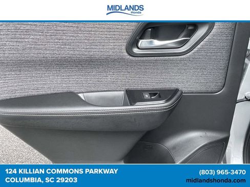 Used 2023 Nissan Rogue SV FWD image 13