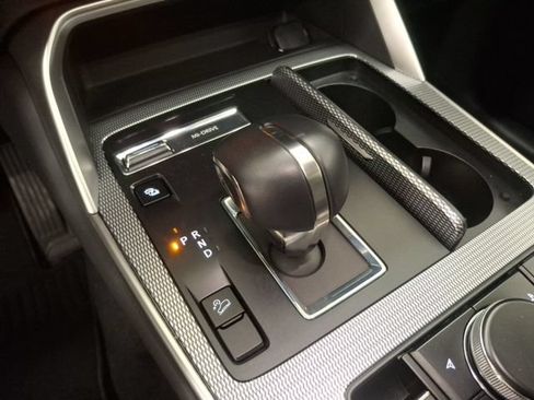 Used 2024 MAZDA CX-90 Plug-In Hybrid w/ Premium Pkg AWD/4WD image 32