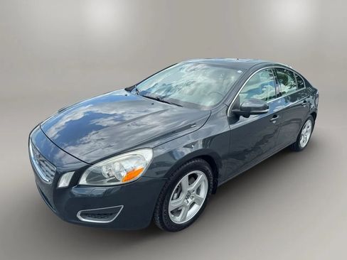Used 2012 Volvo S60 T5 FWD image 7