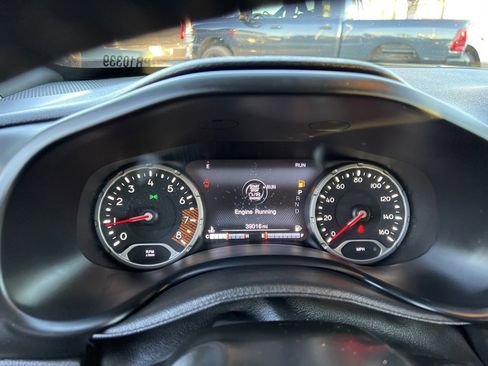 Used 2020 Jeep Renegade Trailhawk w/ Cold Weather Group image 25