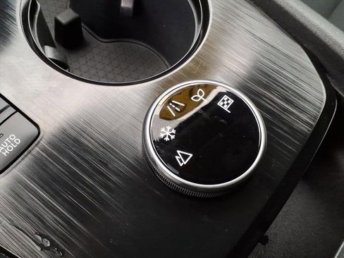 Certified 2023 Nissan Rogue S image 13