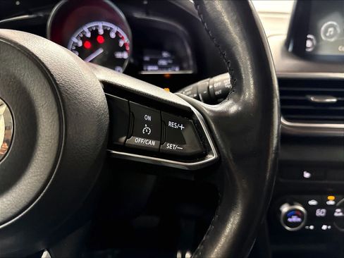 Used 2017 MAZDA MAZDA3 Grand Touring FWD image 20