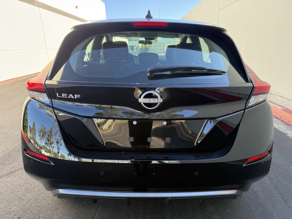 Used 2024 Nissan Leaf S FWD image 9
