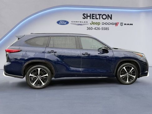 Used 2021 Toyota Highlander XSE image 6