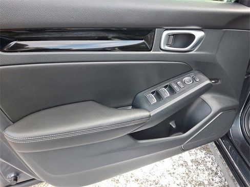 Used 2024 Honda Civic Touring image 12