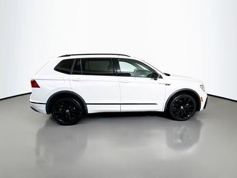 Used 2021 Volkswagen Tiguan SE R-Line image 5