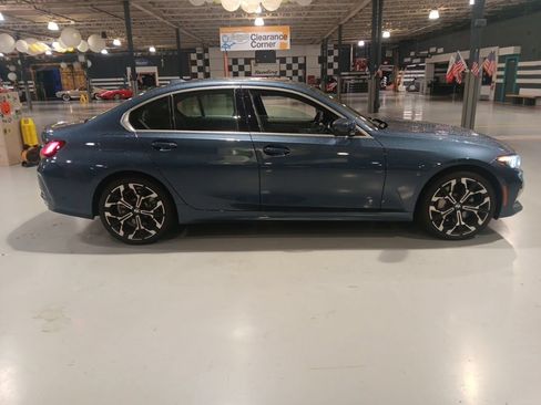 Certified 2025 BMW 330i xDrive Sedan AWD/4WD image 10