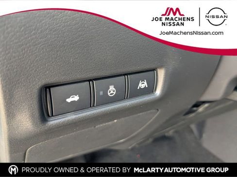 New 2026 Nissan Sentra SR w/ SR Premium Package FWD image 18