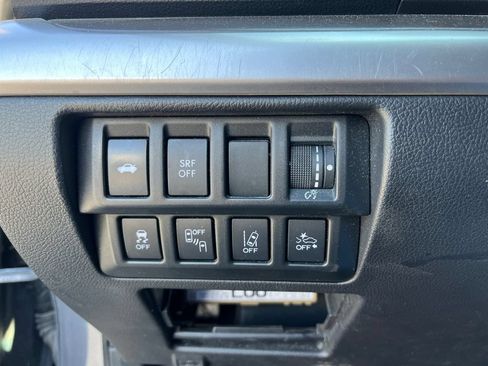 Used 2015 Subaru Legacy 3.6R Limited AWD/4WD image 7