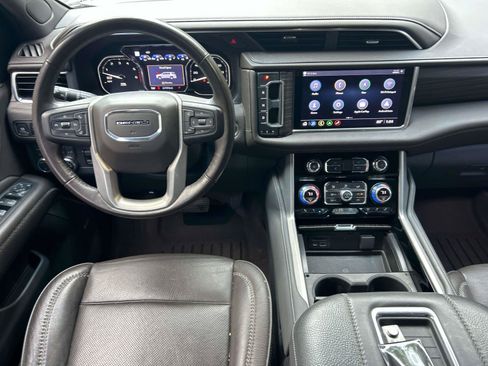 Used 2021 GMC Yukon XL Denali w/ Denali Ultimate Package AWD/4WD image 26