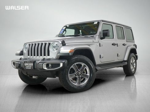 Used 2020 Jeep Wrangler Unlimited Sahara w/ Dual Top Group AWD/4WD image 1