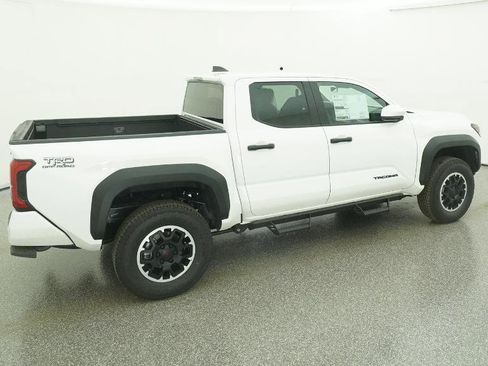 New 2025 Toyota Tacoma TRD Off-Road image 13