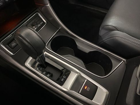 Used 2022 Subaru Ascent Limited w/ Technology Package image 31