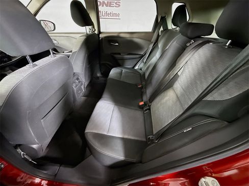 Certified 2021 Nissan Rogue SV image 27