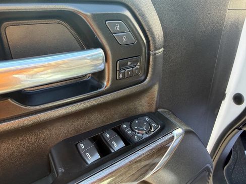 Used 2022 Chevrolet Silverado 2500 LTZ w/ Safety Package AWD/4WD image 15