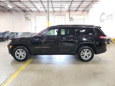 Used 2022 Jeep Grand Cherokee L Limited w/ Luxury Tech Group II RWD image 7