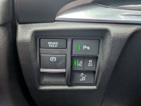 Used 2019 Acura MDX A-Spec image 17