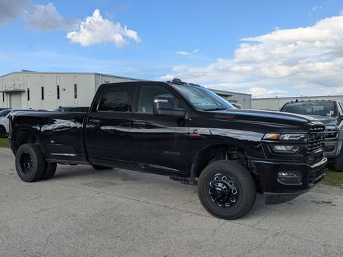 New 2026 RAM 3500 Big Horn AWD/4WD image 1