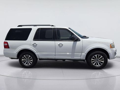Used 2016 Ford Expedition XLT RWD image 5