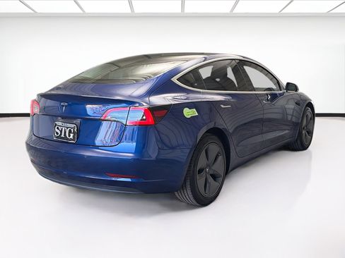 Used 2020 Tesla Model 3 Standard Range Plus image 4