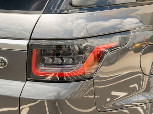 Used 2019 Land Rover Range Rover Sport HSE AWD/4WD image 15