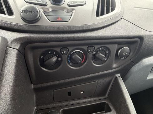 Used 2015 Ford Transit 150 XLT image 43