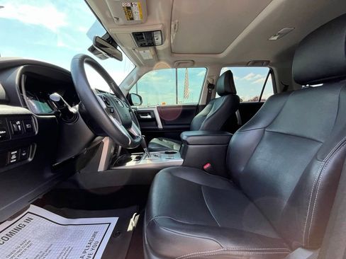 Used 2022 Toyota 4Runner Limited RWD image 21