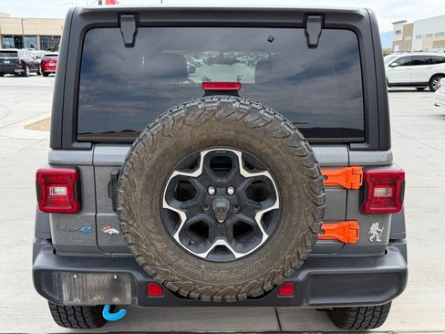 Used 2022 Jeep Wrangler Unlimited Rubicon 4xe w/ Cold Weather Group AWD/4WD image 7