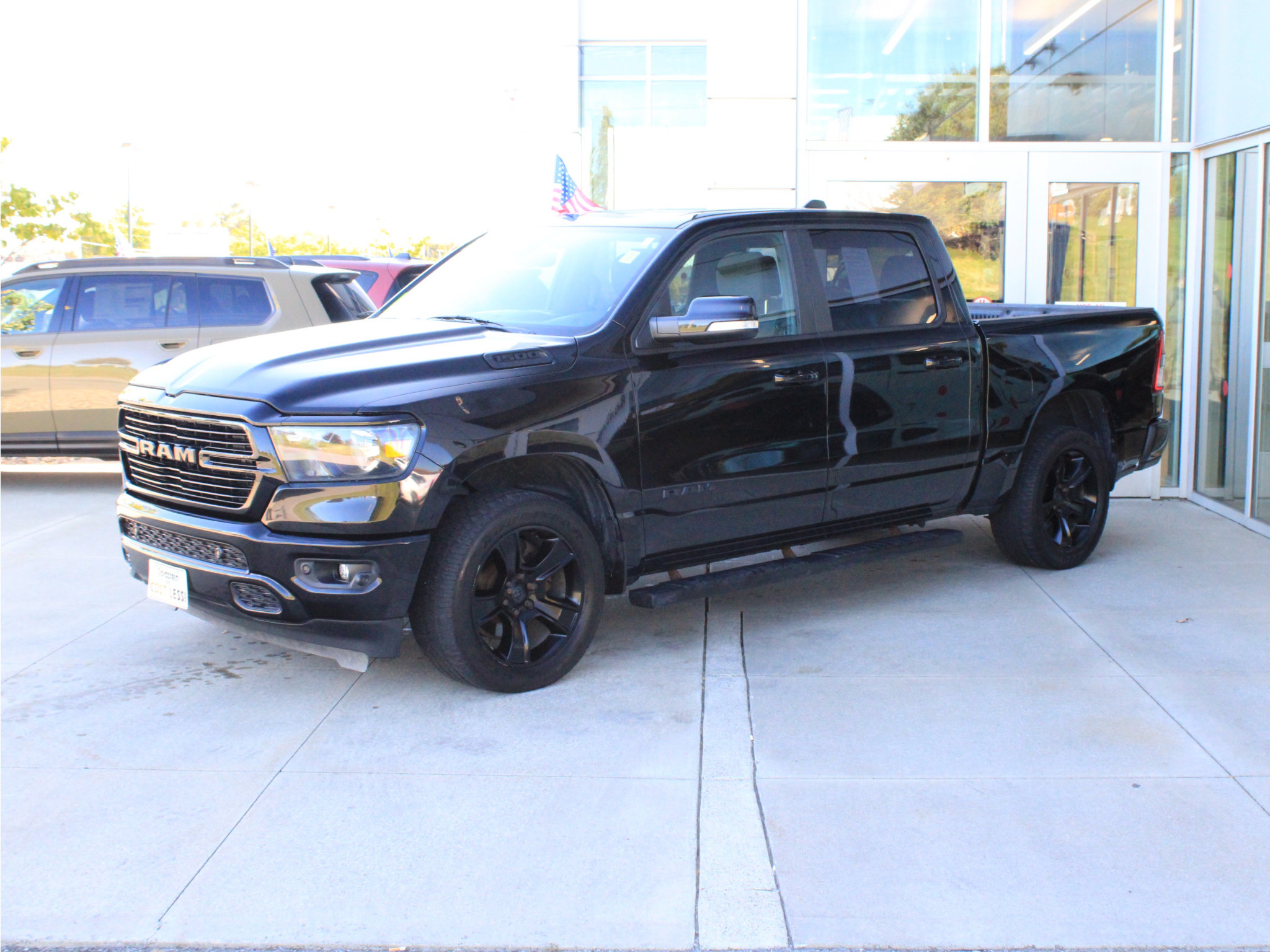 Used 2020 RAM 1500 Big Horn AWD/4WD image 3