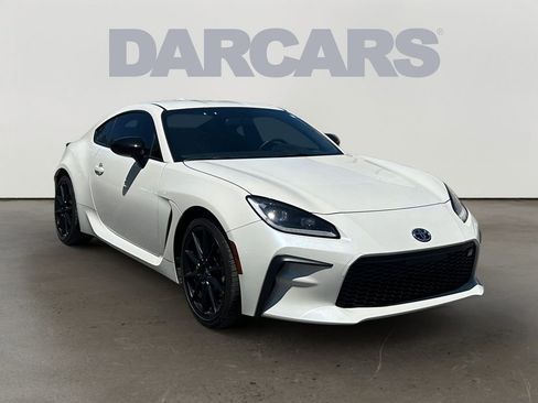Used 2024 Toyota GR86 Premium RWD image 1