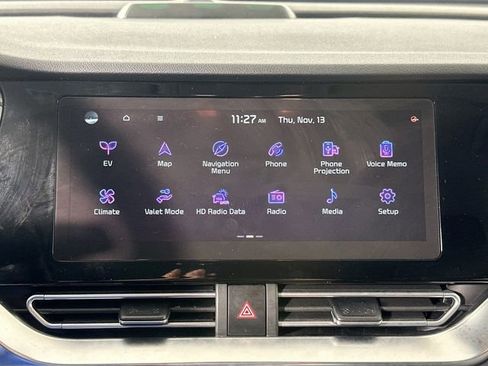 Used 2022 Kia Niro EX w/ Cold Weather Package image 12