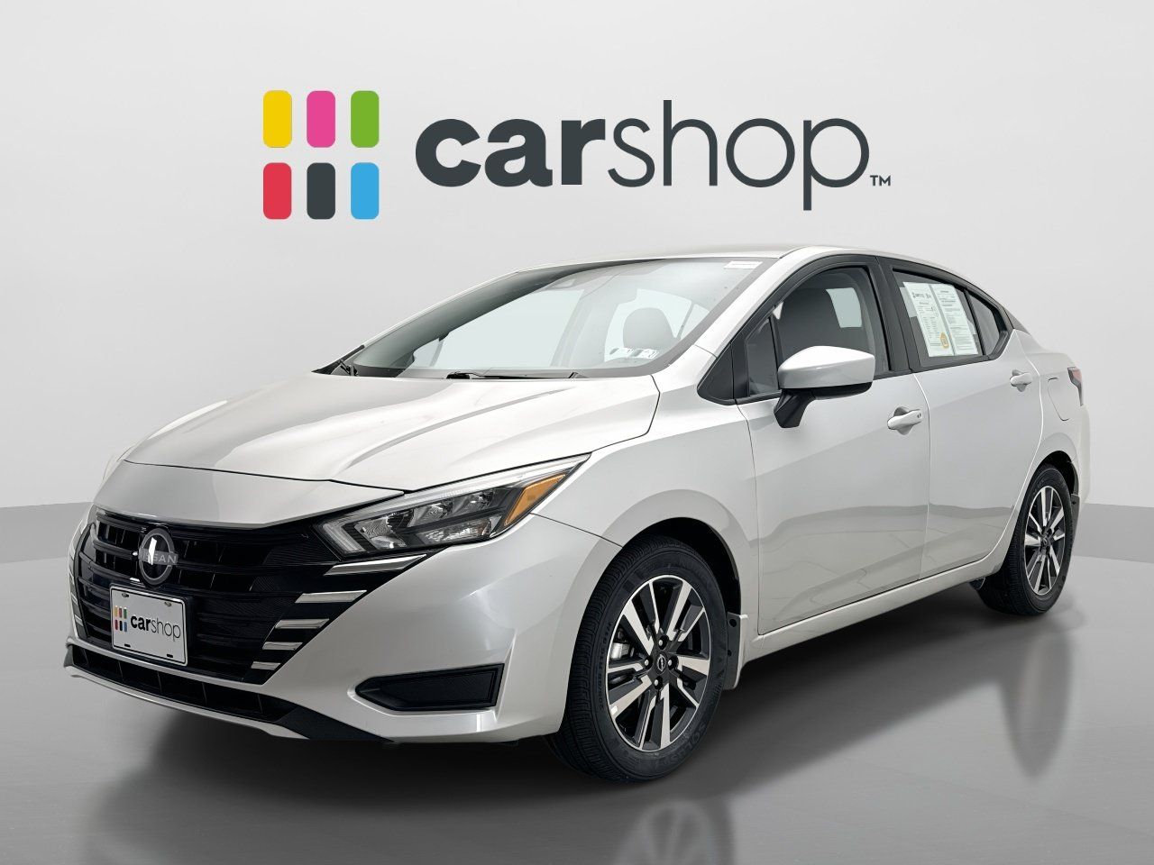 Used 2025 Nissan Versa SV w/ Trunk Package FWD image 1
