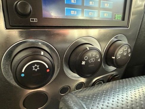 Used 2009 HUMMER H3T Alpha image 26