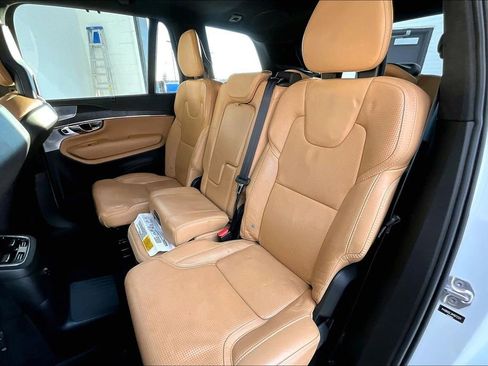 Used 2021 Volvo XC90 T8 Inscription w/ Protection Package Premier image 34