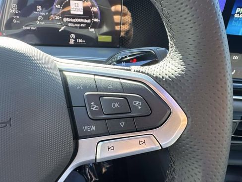 New 2026 Volkswagen Tiguan SE R-Line image 19