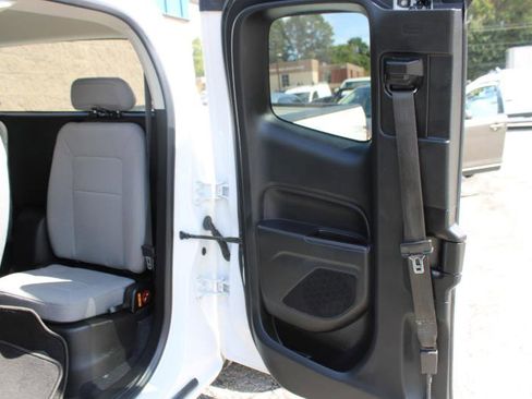 Used 2020 Chevrolet Colorado W/T w/ WT Convenience Package image 12